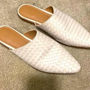 Womens cream mule flats